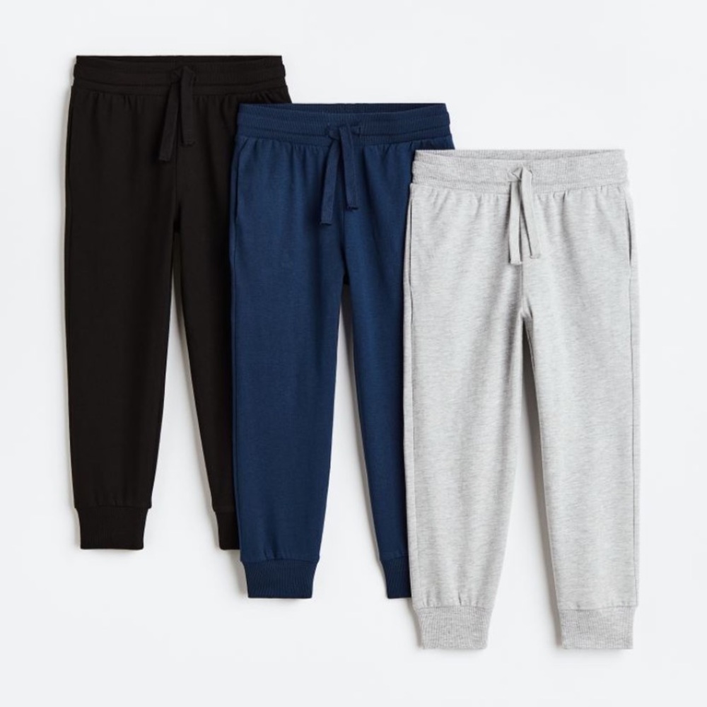 Lot of three boys joggers (3T)